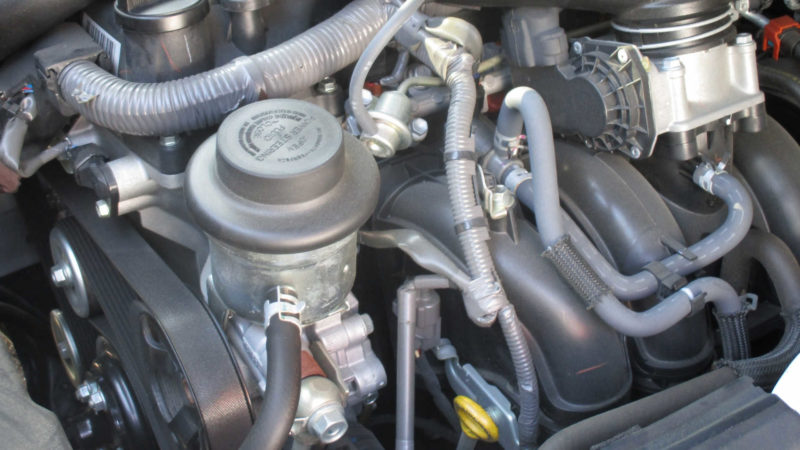 車のエンジンを掛けると キュルキュルキュル と異音が ベルトが鳴いている その原因と対処方法 車情報サイト カーリズム